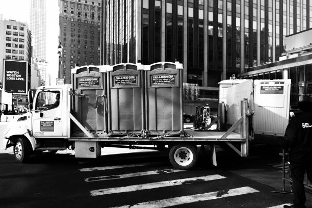 Best Sanitation services for porta potties  in Ixonia, WI